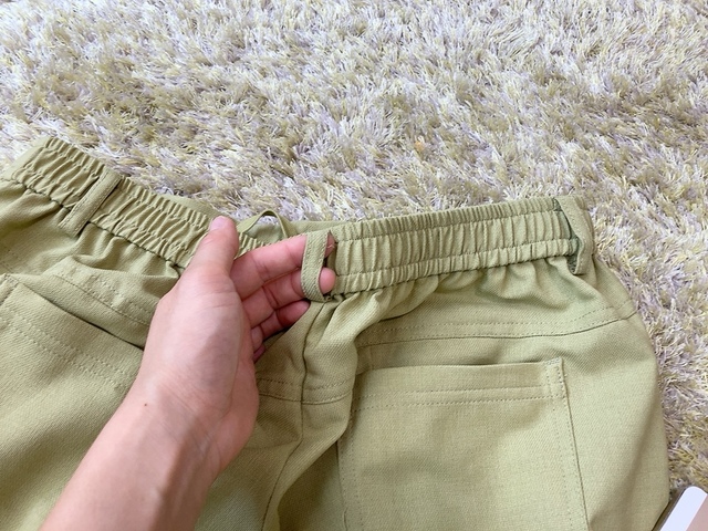 【ワークマン レディースシーンレスシームレスパンツエア】ウエストゴムで履き心地○