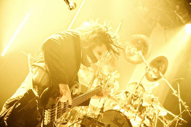 DEZERT　　撮影：小林裕和