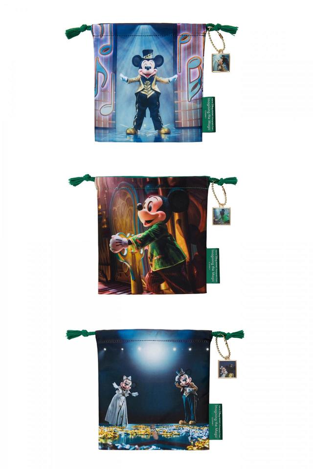 きんちゃくセット 2,700円｜サイズ：（1枚あたり）縦約17×横約16cm、3枚セット｜Imagining the Magic「ミッキーのマジカルミュージックワールド」｜販売店舗：東京ディズニーランド「ビレッジショップス」