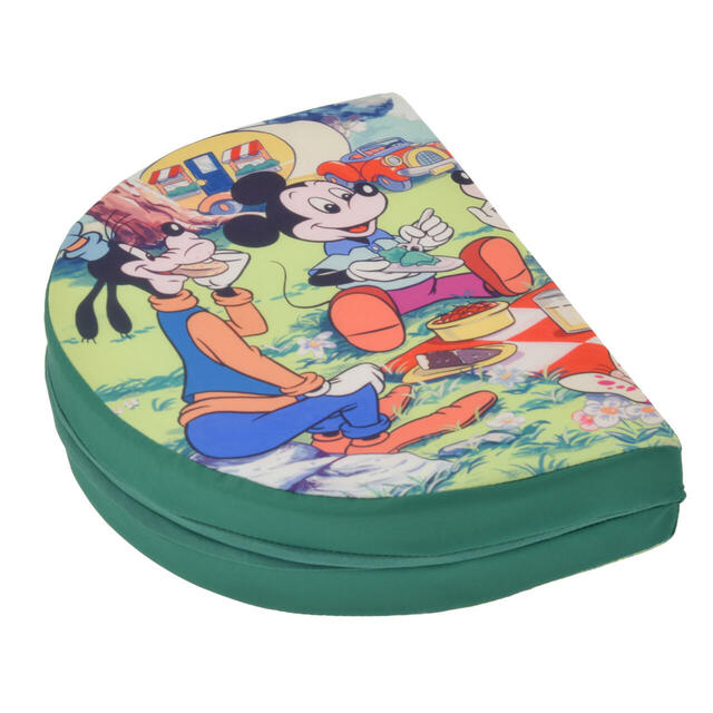 ミッキー＆フレンズ シートクッション ポーチ入り SPRING PICNIC 2,200円