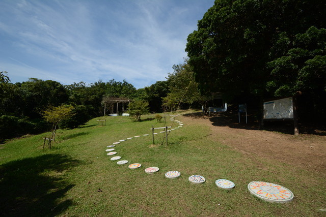 佐久島 島内アート作品 松岡徹「ひだまり庵」
