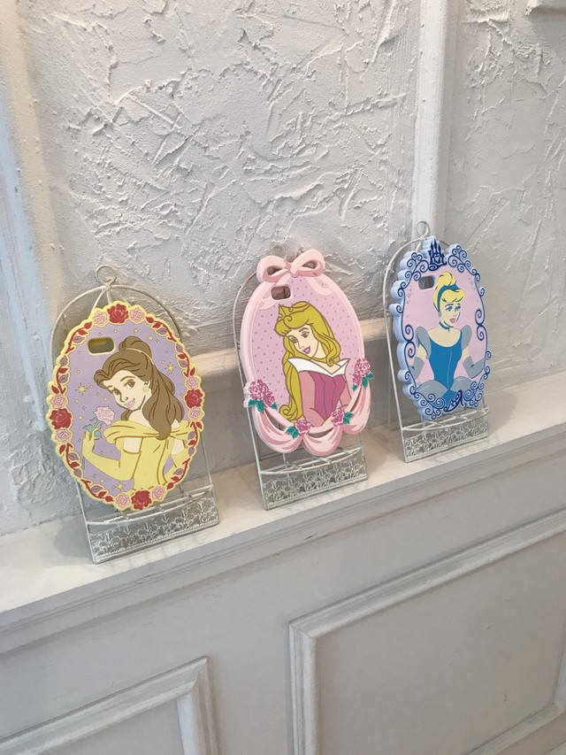 Disney(ディズニー)PRINCESS スマホケース オーロラ姫/ベル/シンデレラ