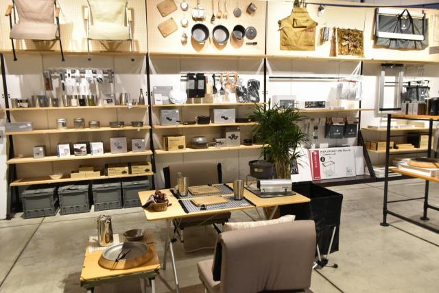 【Snow Peak TAKIBI LOUNGE／スノーピーク焚火ラウンジ】お家でも使えそうなアイテムも