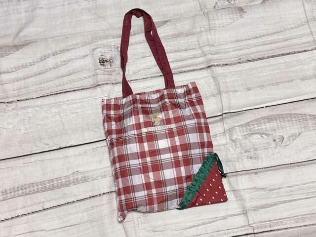 サブバッグとして使う際の荷物をイン!