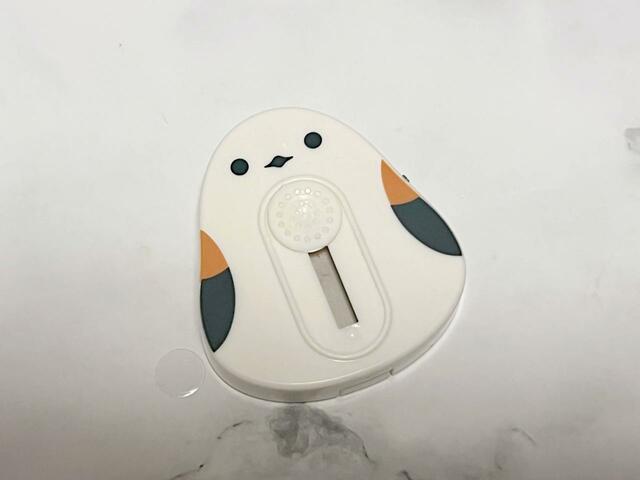 シマエナガのダイカットデザインがかわいいミニカッター！