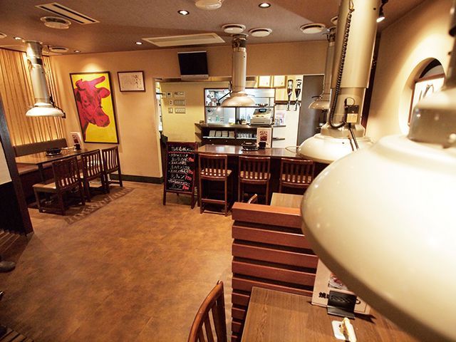 関西ホルモンの名店11／焼肉はやし 四条店（烏丸）　内観