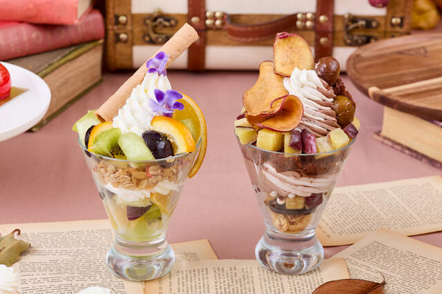 「クラフトパフェ」＜期間：2025年10月1日～12月14日＞【ホテルメイドの“焼き立てシュガーバタークレープ”も好きなだけ♪秋の味覚を堪能できる「オータムスイーツブッフェ」開催】