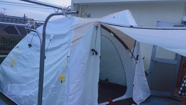 【ワークマン ワイドミシックドームテントAG 4人用】フライシートをかぶせて完成