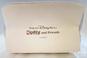 「ダッフィー＆フレンズのスターリードリームス」スーベニアランチケース底