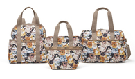 レスポートサック「Cat Café（キャットカフェ）」シリーズ　左：Double Trouble Backpack/H35×W33×D14cm 17,000円（税別）中：Small Elle Tote/H26×W34×D19cm 12,500円（税別）右：Harper Bag/H33×W42×D16cm 15,000円（税別）