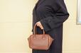 【Ungrid（アングリッド）ミニボストンショルダーバッグ】ハンドバッグにするとより上品なスタイルに