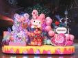 【サンリオピューロランド】「Miracle Gift Parade」劇中写真 (KAWAIIフロート)