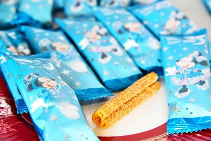 手渡しのみ4000円東京ディズニーシー ピノキオ プレート 東京ディズニーシー】迷ったらこれ買えばOK！「最新ディズニーおみやげ