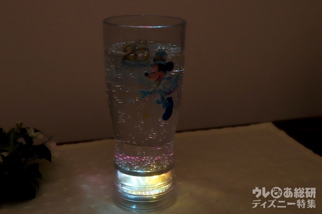 スーベニアタンブラー プラス ¥900｜炭酸の泡が美しい