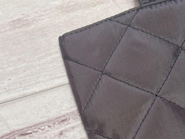 素材はポリエステル。ふっくらとした柔らかいキルティング生地がGood！