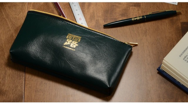 【岸辺露伴 ルーヴルへ行く 体験型イベント】ペン&ペンケースセット(全1種) 価格:3,000円