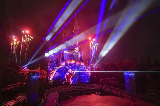 東京ディズニーランド「Reach for the Stars」