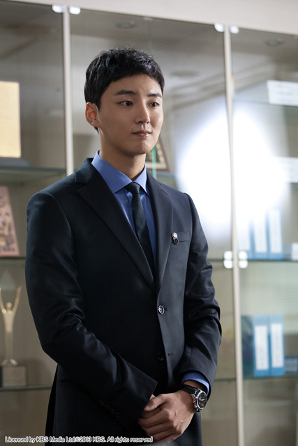 『総理と私』 Licensed by KBS Media Ltd. ©2013 KBS. All rights reserved