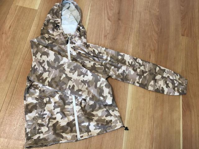 高撥水シェルジャケット