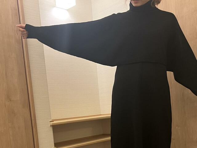 【GU　マルチウェイニットワンピース】ドルマン風の袖もかわいい