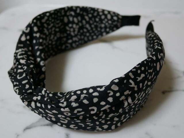 【ファッションセンターしまむら ヘアアクセサリー】ヒョウガラクロスカチューシャ 中黒
