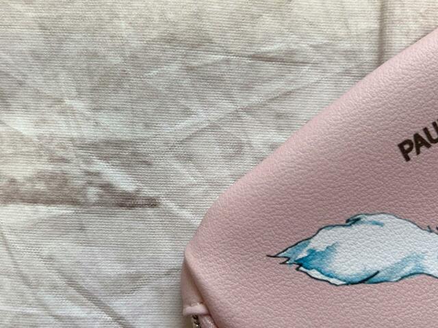 素材はPVC合皮。シボ感のある、レザー調の生地です