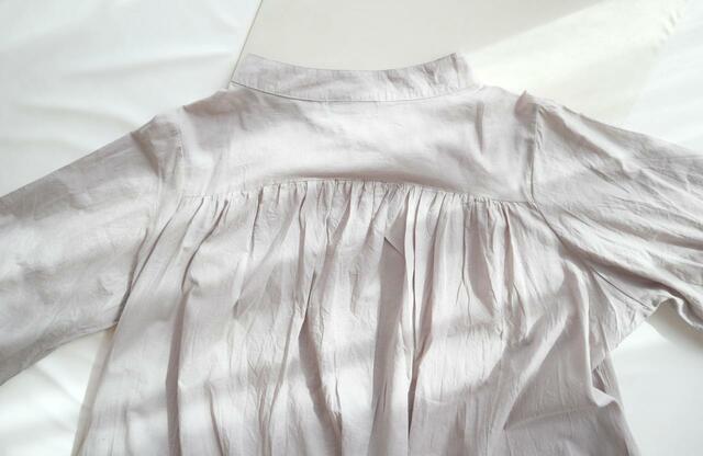 【DAY CLOSET 羽織れる2WAYパフスリーブナチュラルフレアシャツワンピ】カラーはライトベージュ、ブラック、ブラウン、グレイッシュベージュ、ブルー、オレンジ系の全6色展開