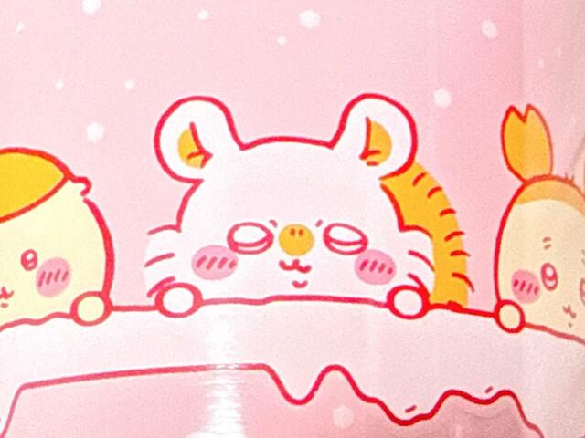 カニちゃんのお隣はもちろんモモンガ！