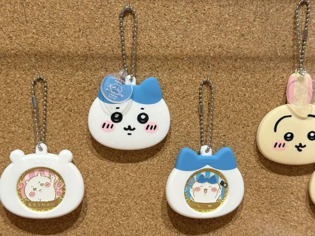 お好みでキーホルダーとメダルを選んでセットできちゃう♪