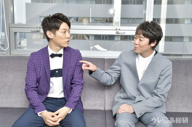 左：横山だいすけ 右：小林よしひさ