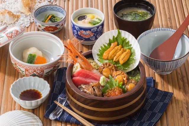 三陸みちのく丼御膳