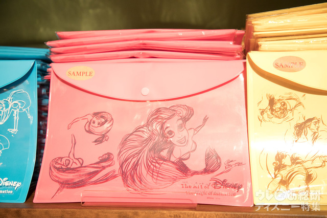 ビニールポーチ 700円｜ディズニー・アート展