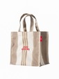 【UNITED ARROWS×成城石井 オリジナルショッピングバッグ】「UNITED ARROWS×成城石井 オリジナルショッピングバッグ(小)」4,389円 サイズ:高さ(H)約24cm × 横幅(W)約25cm × 奥行(D)約14cm