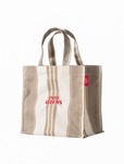 【UNITED ARROWS×成城石井 オリジナルショッピングバッグ】「UNITED ARROWS×成城石井 オリジナルショッピングバッグ（小）」4,389円　サイズ：高さ（H）約24cm × 横幅（W）約25cm × 奥行（D）約14cm