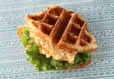 たまごのクロワッサンワッフルサンド