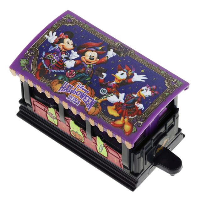 ディズニー・ビークル・コレクション〈トミカ〉セット 2,800円｜東京ディズニーリゾート「ディズニー・ハロウィーン」スペシャルグッズ｜販売店舗：東京ディズニーランド「ディズニー＆カンパニー」｜発売日：2024年9月30日（月）
