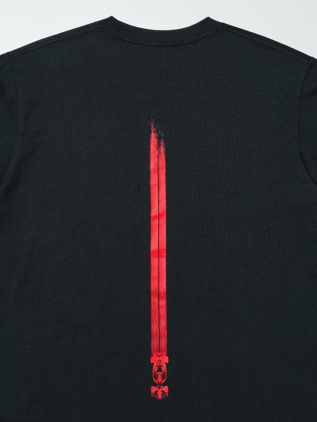 ユニクロ ディズニー×F1 UTグラフィックTシャツ 1,990円