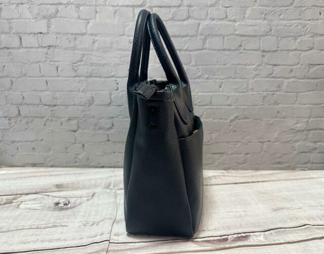 すっきりとしたシルエット♪