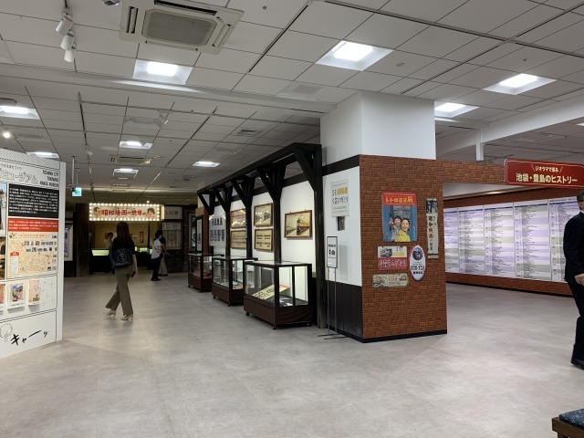 会場の中心を撮影