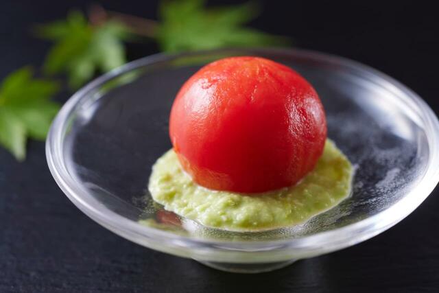 「トマト旨煮」<期間:2025年6月27日~29日>【パティシエが目の前で仕上げる「メロンプリンパフェ」も食べ放題♪3日間限定のスペシャルブッフェが「グランドニッコー東京ベイ 舞浜」で開催!】