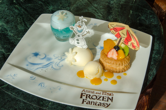 「ドリーマーズ・ラウンジ」“アナとエルサのフローズンファンタジー”キャラクターデザート｜東京ディズニーランドホテルホテル 2016年「アナとエルサのフローズンファンタジー」