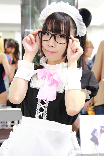 コスプレ美女に会える「コスエクスプレス」