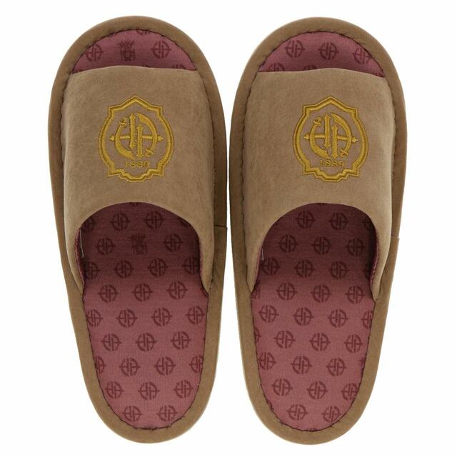 ルームシューズ 2,600円｜東京ディズニーシー「タワー・オブ・テラー」グッズ｜発売日：2023年12月26日（火）｜販売場所：東京ディズニーシー「タワー・オブ・テラー・メモラビリア」