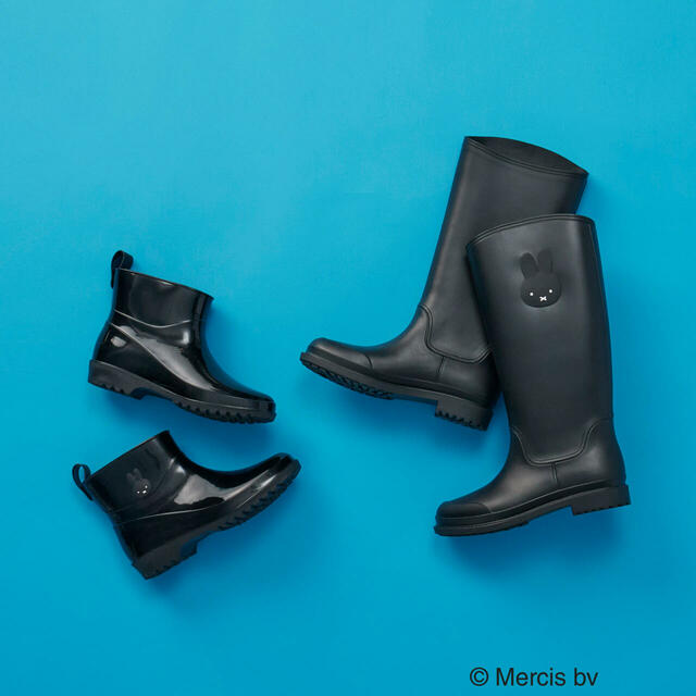 【ミッフィー×OPAQUE.CLIP／レインブーツ】ミッフィーのお顔のパッチを黒でさりげなくシックにデザイン♪ショート丈（税込4979円）とロング丈（税込5979円）があります