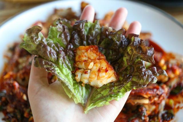 クロソイ（メバル科の白身魚）の身は、弾力があって食べごたえバツグン♡