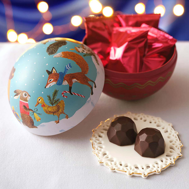 【カルディ 2025クリスマス】オリジナル クリスマスティン(スノードーム)(税込¥968)