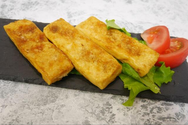 【豆腐ステーキ】めんつゆだけで味が決まる豆腐ステーキ