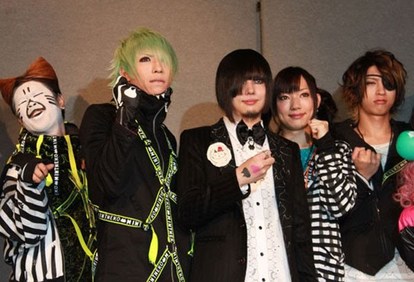 ゴールデンボンバー歌広場淳✕MINTNeKo パーカー コラボ＞「MINT NeKO×ゴールデンボンバー・歌広場淳」ねこじろう