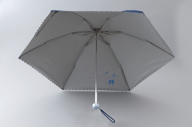 内布のダッフィーとシェリーメイも特徴的｜晴雨兼用傘 ¥4,500 ※親骨の長さ約50cm｜ダッフィー新グッズ「Cape Cod Holiday」シリーズ｜東京ディズニーシー