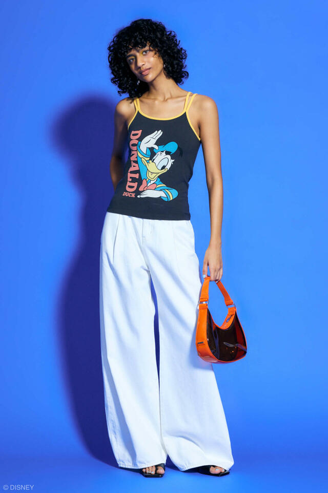 MD DOUBLE STRAP キャミソール ￥5,500｜MOUSSYディズニー「ドナルドダック」コレクション